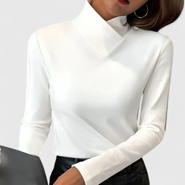 Victoria | Elegant Turtleneck